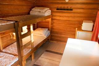 Кемпинги Ivalo River Camping Ивало Коттедж эконом-класса с общей ванной комнатой (для 4 взрослых)-1